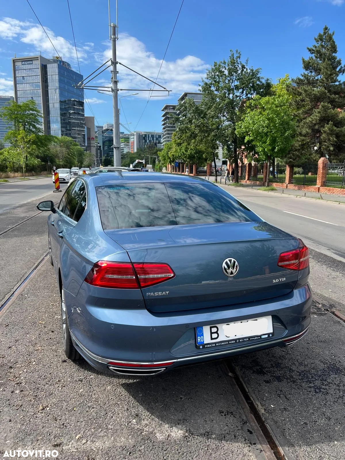 Volkswagen Passat 2.0 TDI DSG Highline - 4