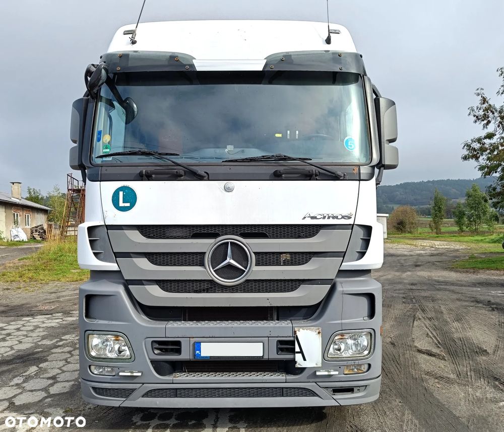 Mercedes-Benz Actros - 5