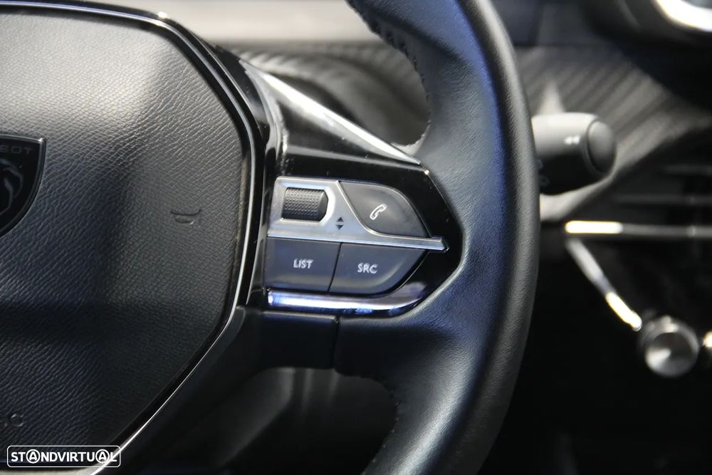 Peugeot 2008 1.2 PureTech Active Pack - 11