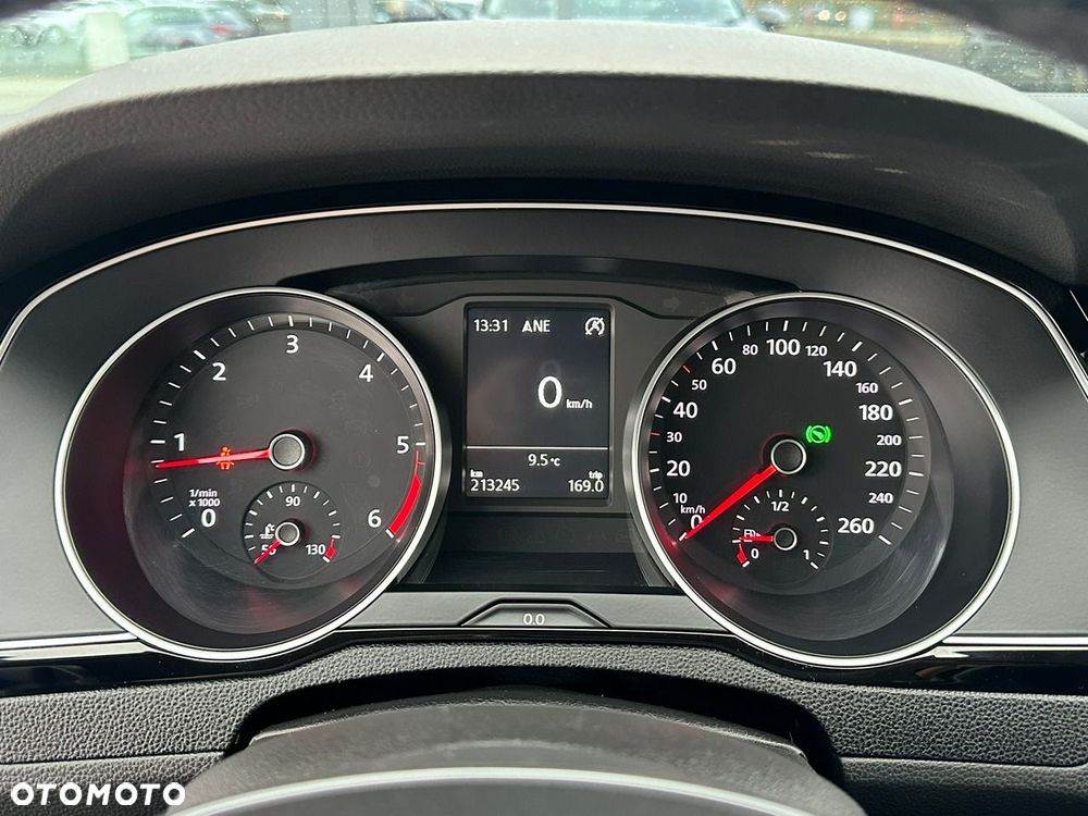Volkswagen Passat Variant 2.0 TDI DSG (BlueMotion Technology) Comfortline - 19