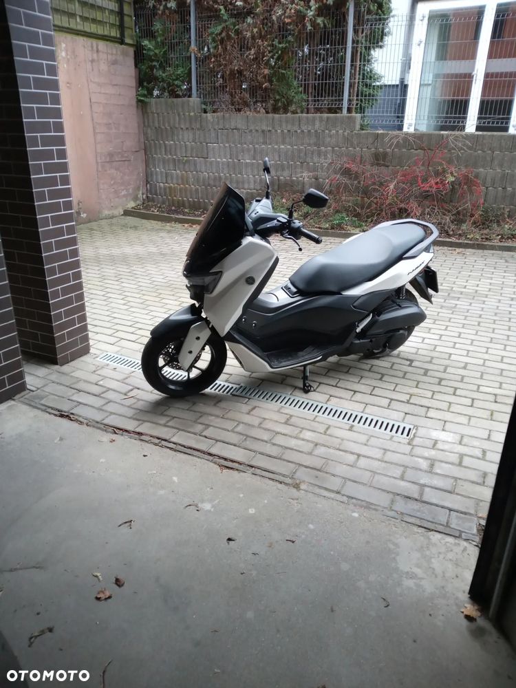 Yamaha NMAX - 6