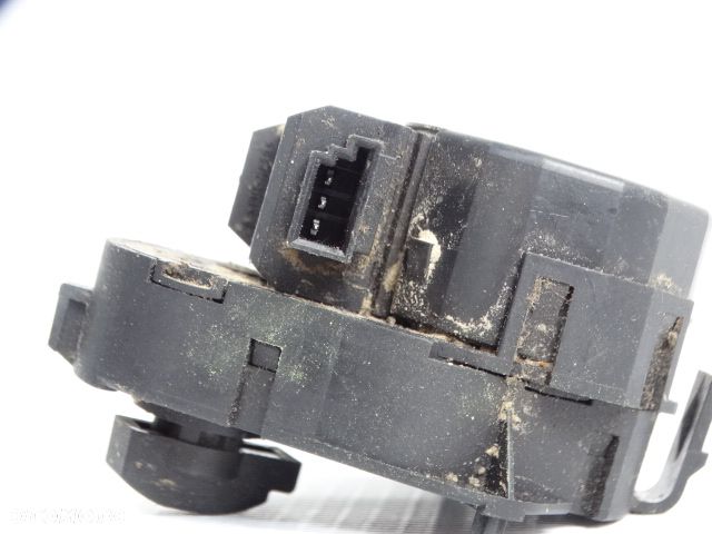 BMW  3 E46  X3 E83  Silniczek Silnik Siłownik Klap Nawiewu Dmuchawy Nagrzewnicy 64116934823 6934823  BEHR B5038 BMW 316i 318d 318i 320i 320d 232i 325i 328i 330d 330i 330d - 5
