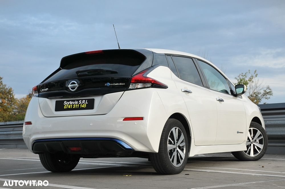 Nissan LEAF 40 kWh N-Connecta - 3