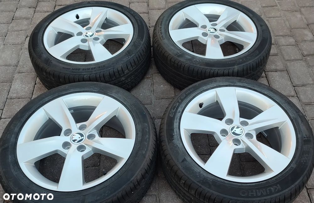 Koła Letnie Felgi Aluminiowe Oryg. Skoda Fabia III Skoda Rapid Vw Polo 16 Cali 5x100 Kumho 215/45/16 2019r 4szt. x 7,5mm Starogard Gdański Bdb !!! - 1