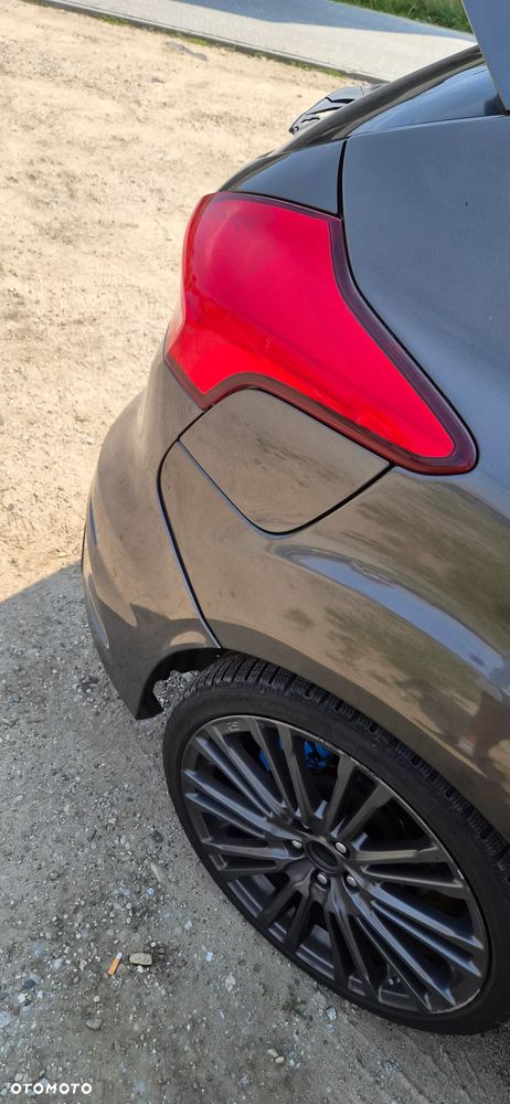 Ford Focus - 18