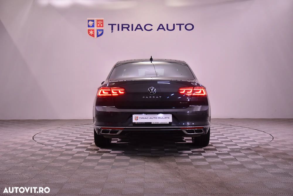 Volkswagen Passat - 5
