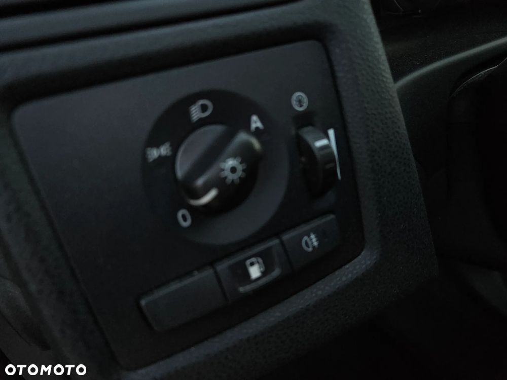 Volvo V50 DPF D2 Summum - 37