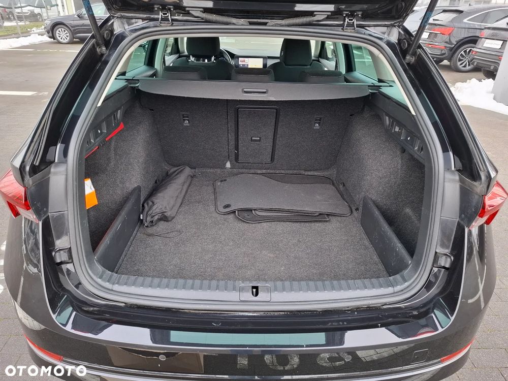 Skoda Octavia 2.0 TDI DSG Style - 16