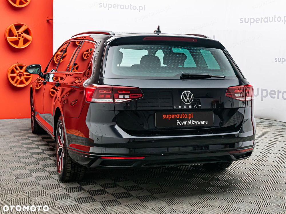 Volkswagen Passat - 28