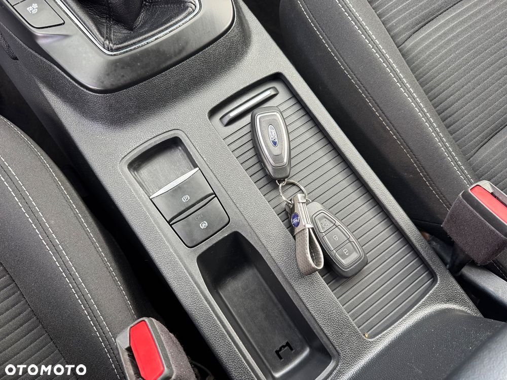 Ford Kuga 1.5 EcoBlue TITANIUM - 24