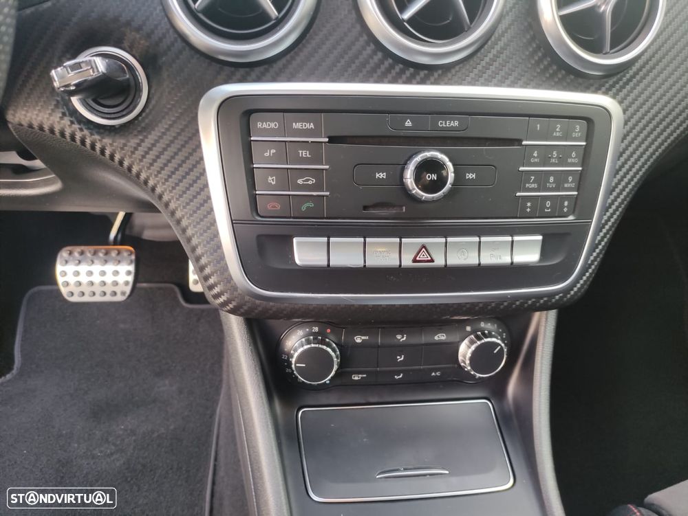 Mercedes-Benz A 200 d AMG Line Aut. - 26