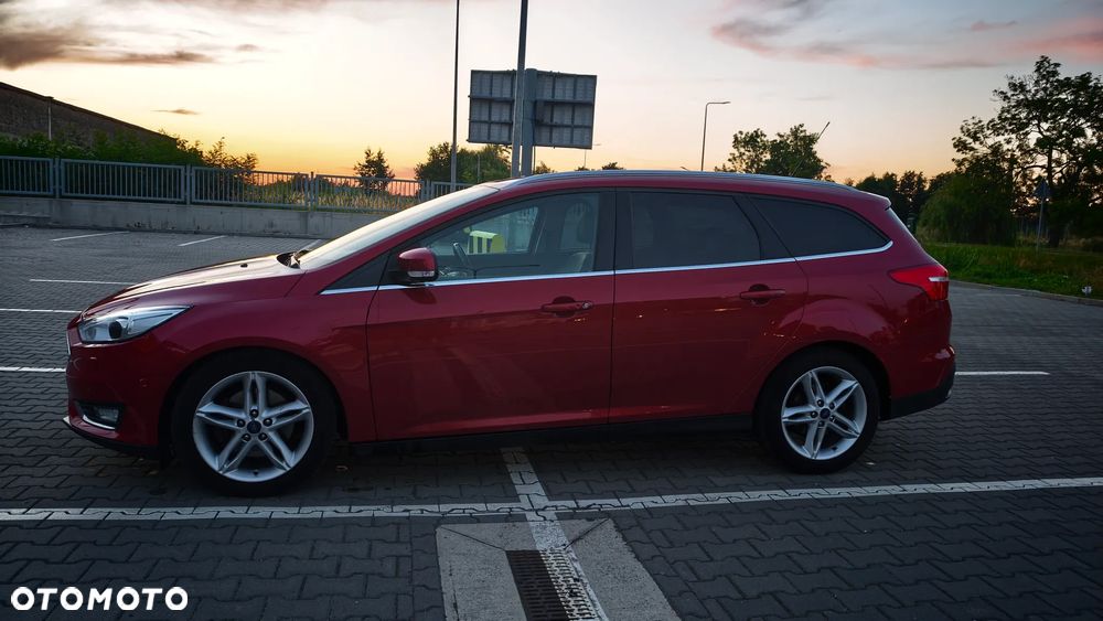 Ford Focus 2.0 TDCi Titanium ASS PowerShift - 1