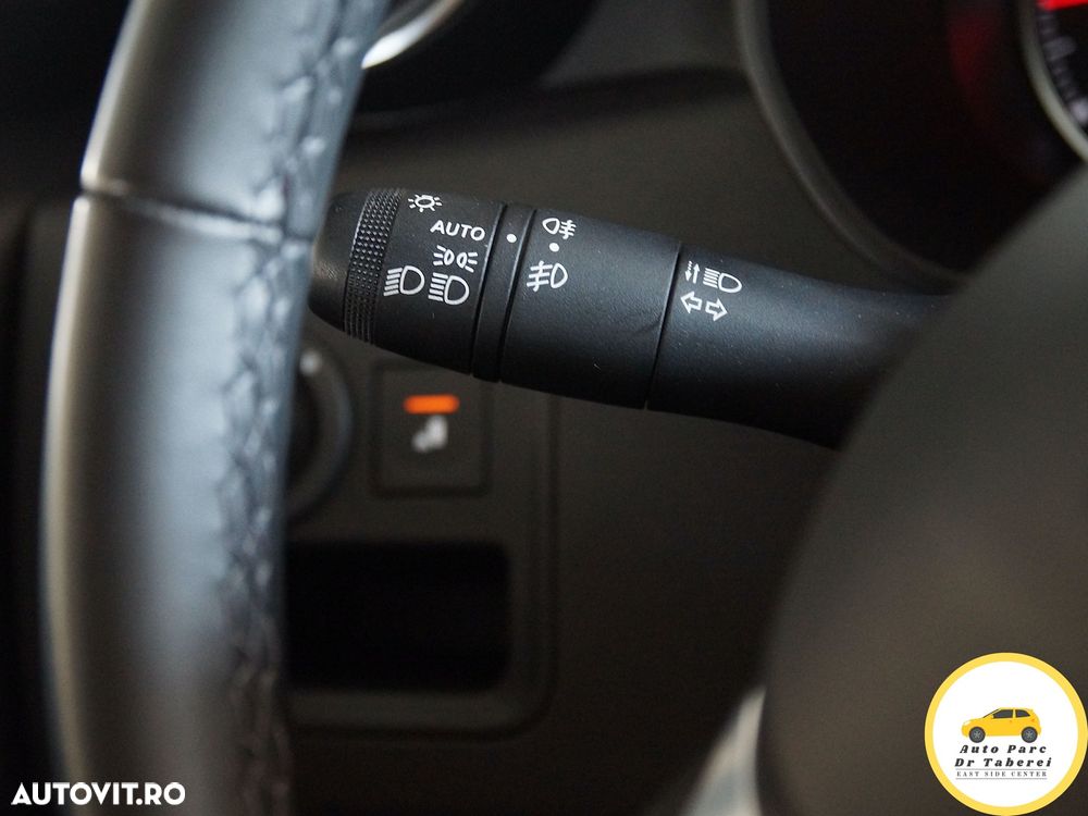 Dacia Duster TCe 150 2WD GPF Sondermodell Adventure - 33