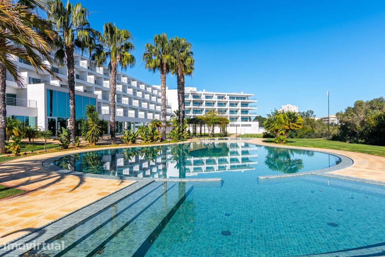 Apartamento T1  Luxo no prestigiado complexo Vista Marina - Praia da R - Grande imagem: 4/36