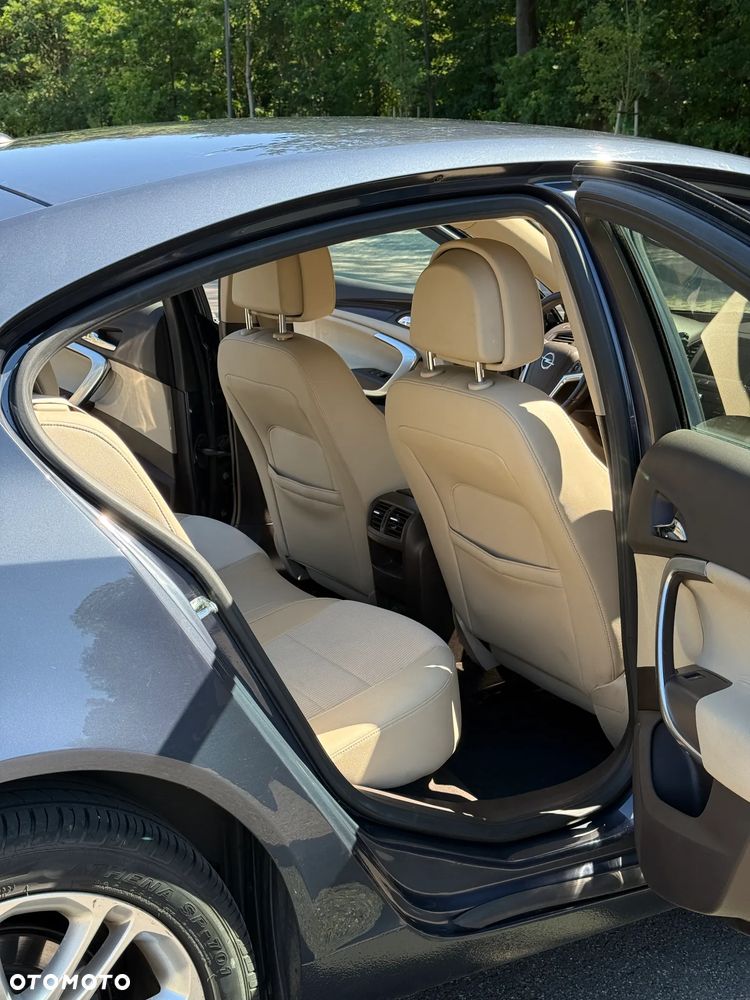 Opel Insignia 1.8 Cosmo - 12