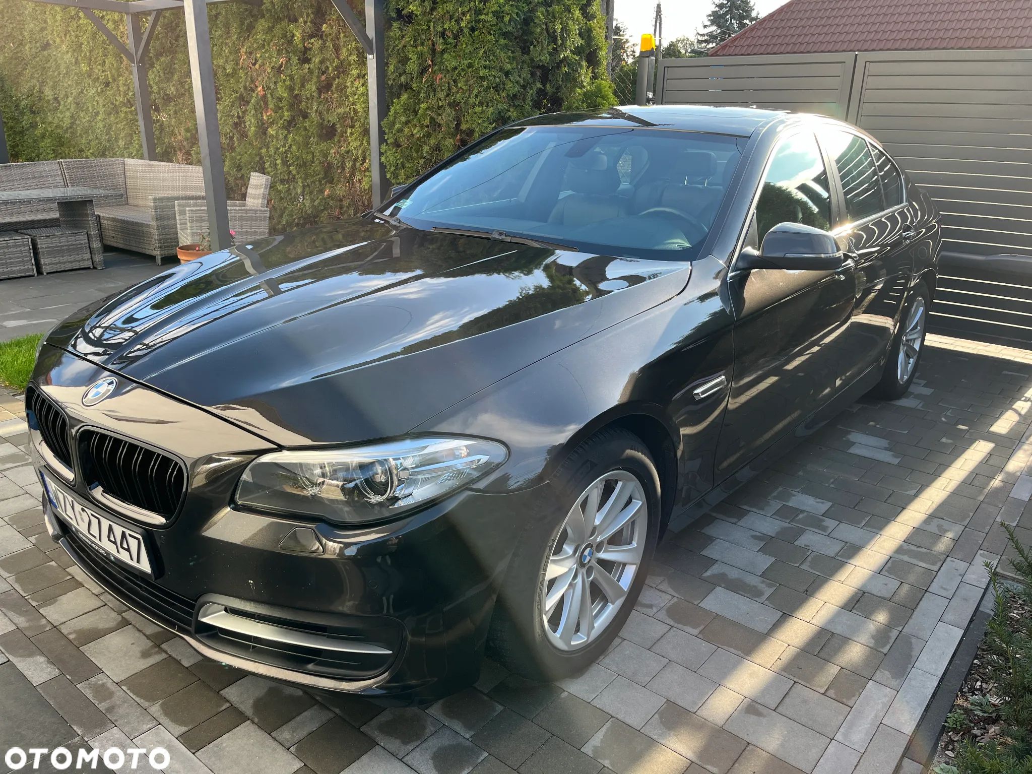 BMW Seria 5 528i xDrive - 1