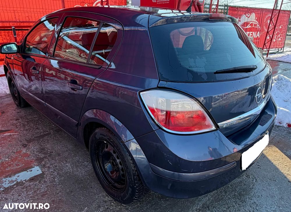 Opel Astra - 4