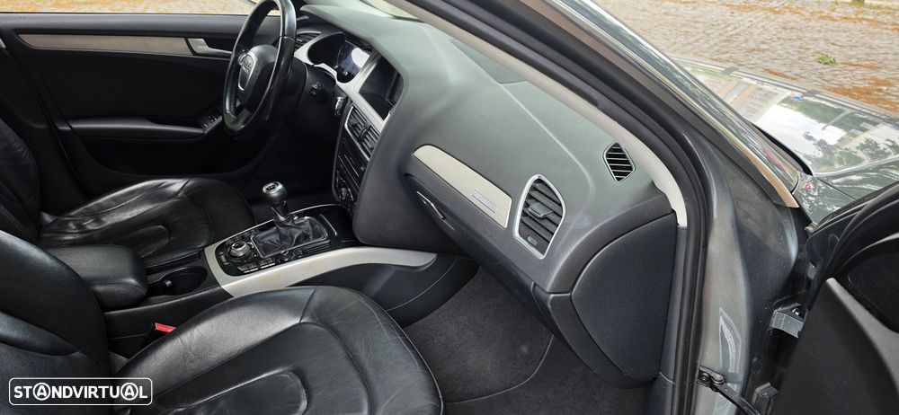 Audi A4 Allroad 2.0 TDI quattro Exclusive - 28