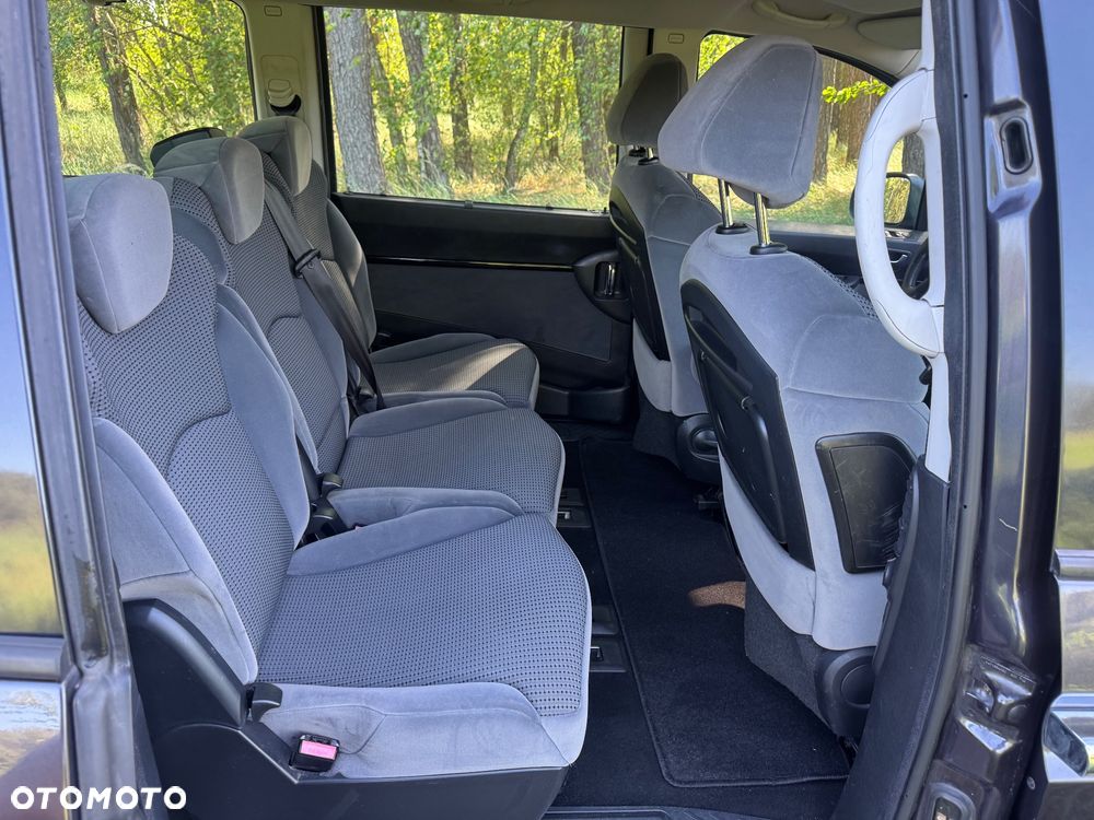 Peugeot 807 HDi 135 Style - 21