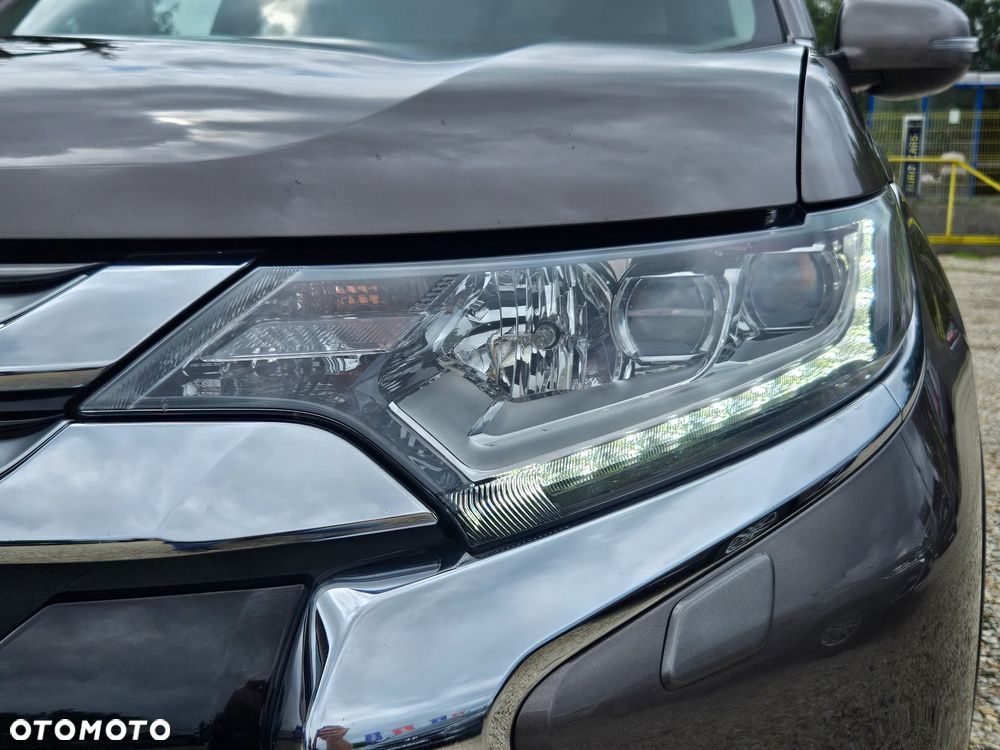 Mitsubishi Outlander 2.0 Intense + SDA 4WD CVT - 11