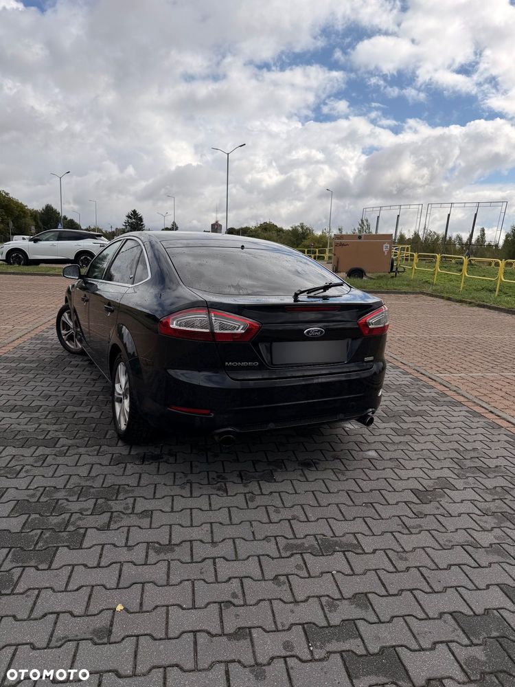 Ford Mondeo 2.0 EcoBoost Titanium - 3