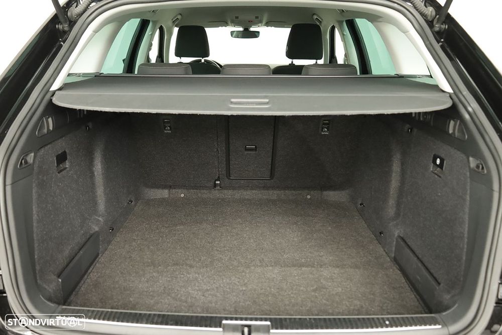Skoda Superb Break 2.0 TDI Ambition - 24