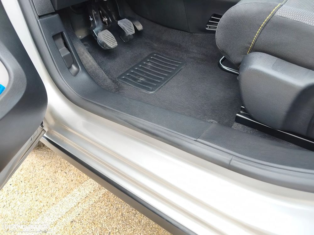 Citroën C3 1.2 PureTech Shine - 13