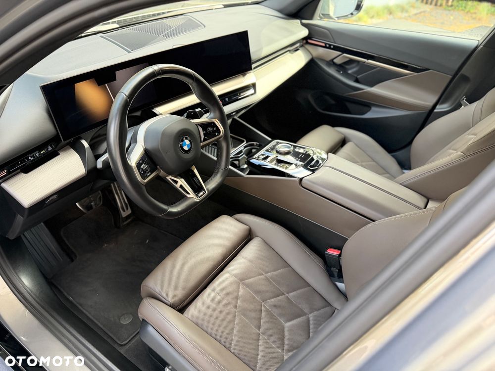 BMW Seria 5 520d mHEV M Sport - 12