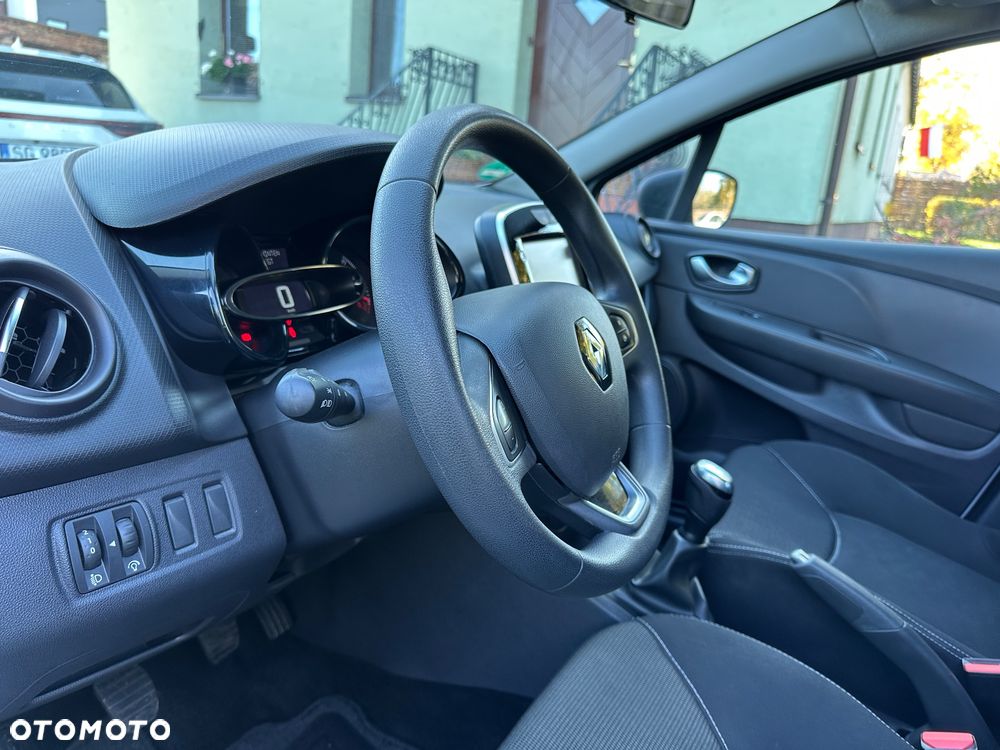 Renault Clio 1.2 16V 75 Limited - 34