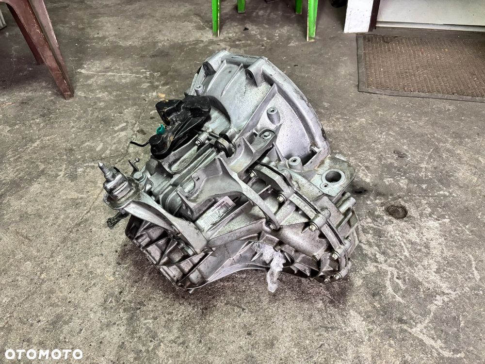 Skrzynia biegów Renault Trafic IV 2.0 DCI M9R PF6 082 - 2