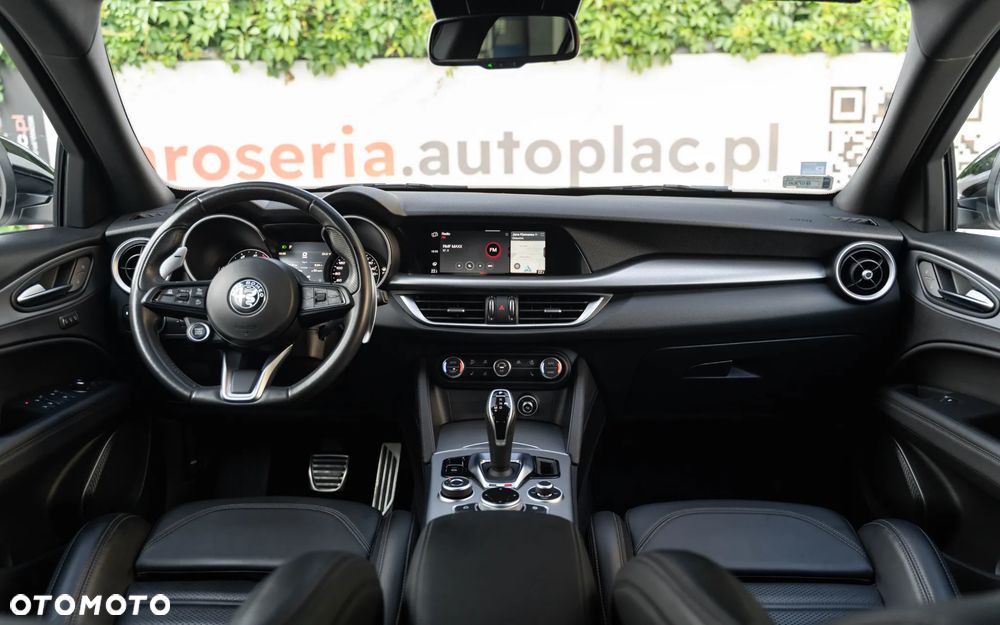 Alfa Romeo Stelvio 2.0 Turbo Veloce Q4 - 9