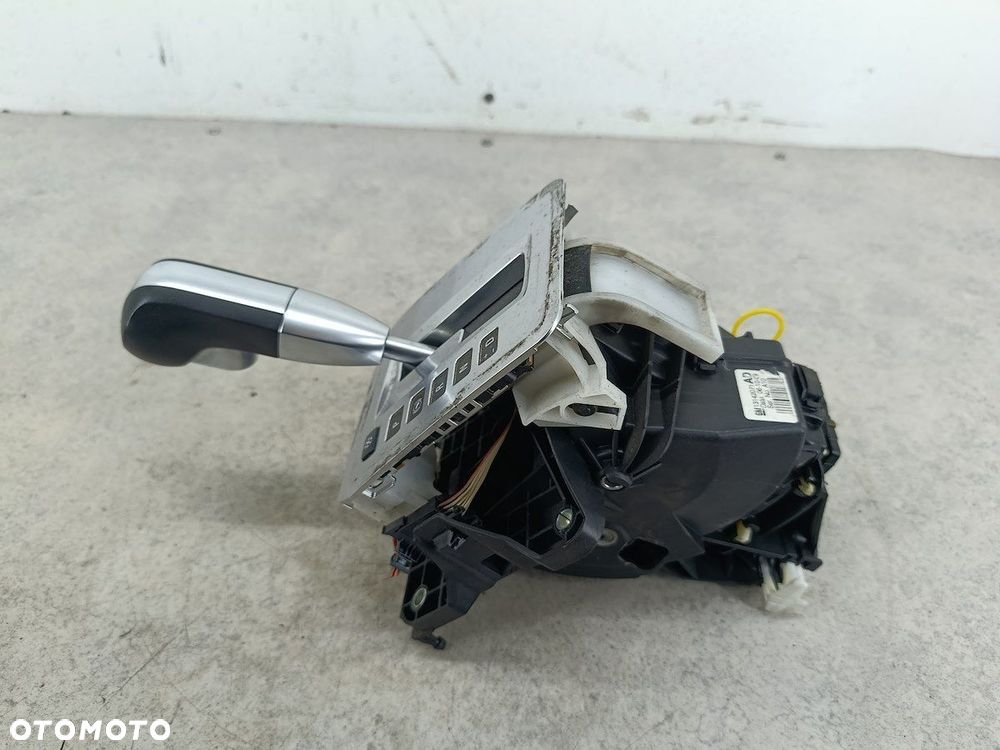 LEWAREK ZMIANY BIEGÓW OPEL ZAFIRA B 13142071AD  GM 1.9 CDTI - 6