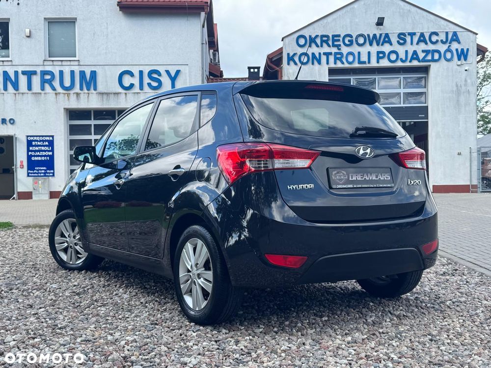 Hyundai ix20 - 11