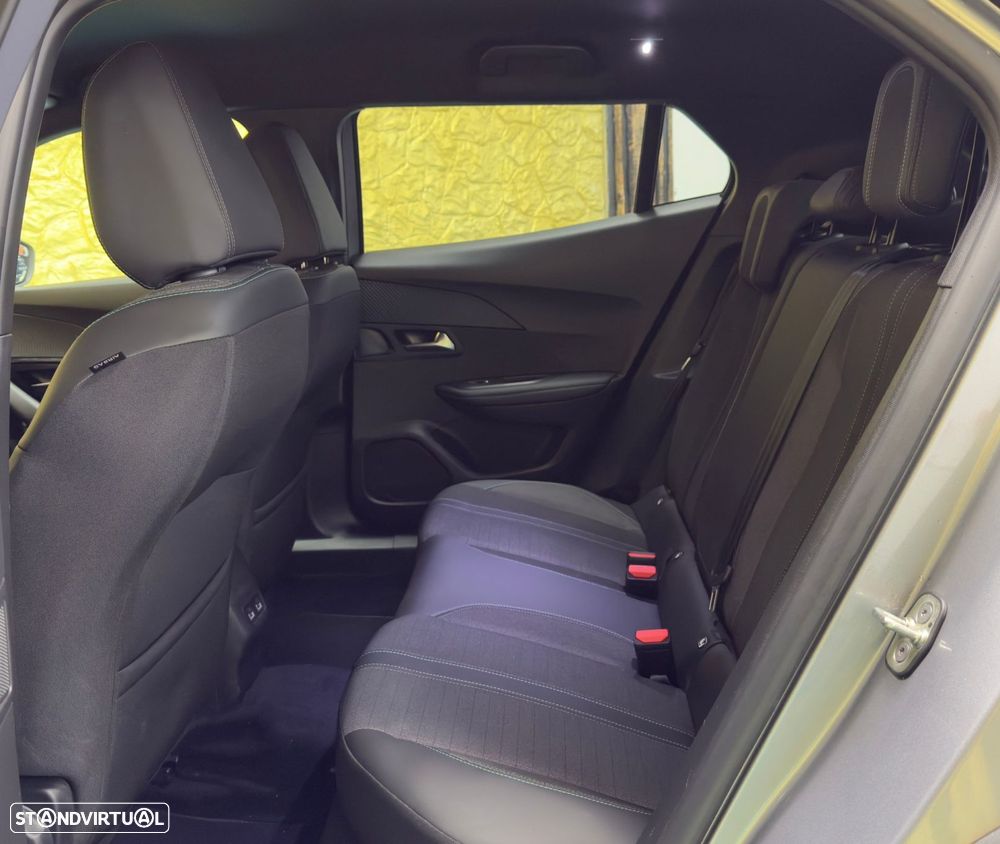 Peugeot e-2008 50 kWh Allure Pack - 8