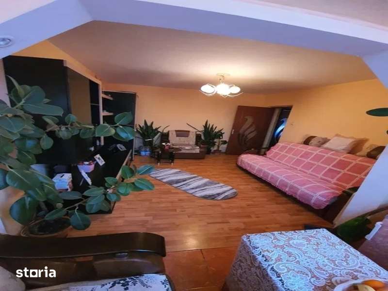Apartament 3 camere zona unități militare Sud - 48 mp — fotografia 1