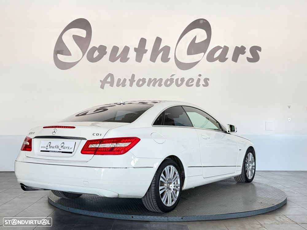 Mercedes-Benz E 220 CDi Avantgarde BlueEfficiency - 4