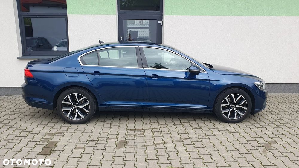 Volkswagen Passat 2.0 TSI Business DSG - 11