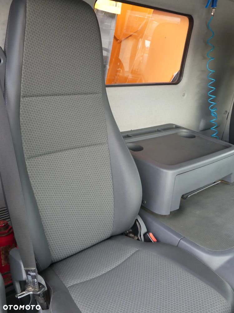 Scania P410 8x4 / WYWROTKA TYLNO ZSYPOWA / ALUFELGI / MANUAL / - 27