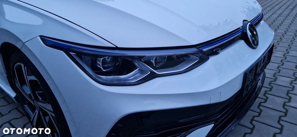 Volkswagen Golf - 20