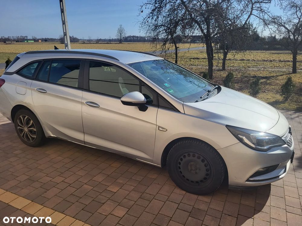 Opel Astra 1.6 D (CDTI) Innovation - 4