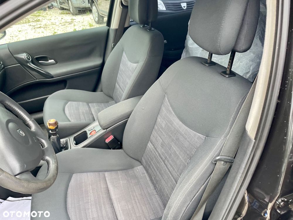 Renault Laguna 1.9 dCi FAP Avantage - 21