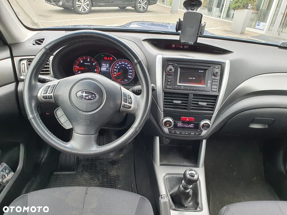Subaru Forester 2.0D VR 000 Euro5 - 12