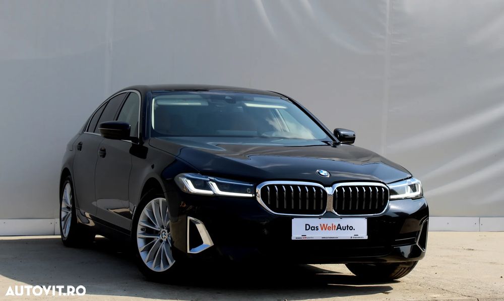 BMW Seria 5 520i Aut. Luxury Line - 13