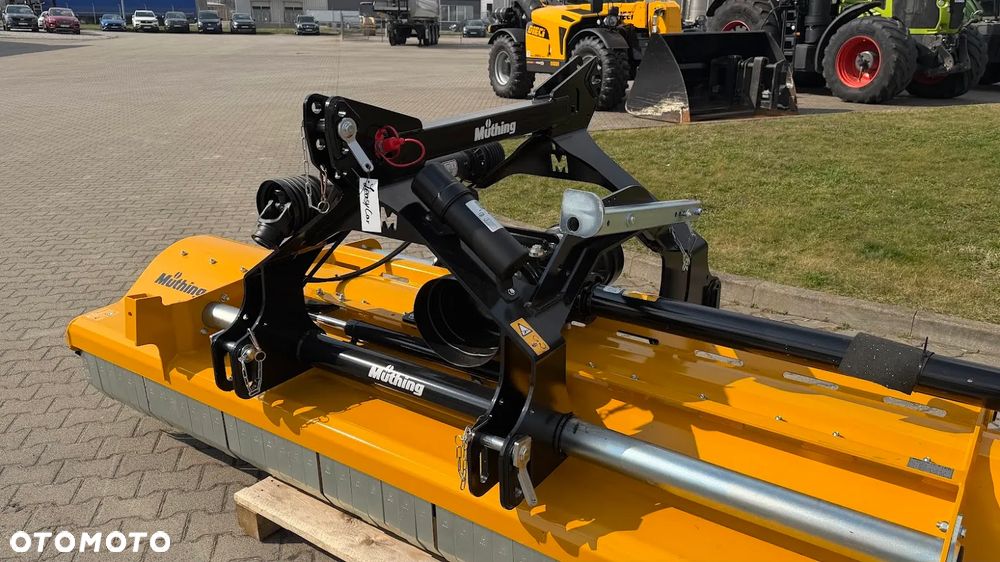 Muthing MU-M 300 Vario | Hydrauliczny przesuw | Przód / Tył | 75–160 KM - 12
