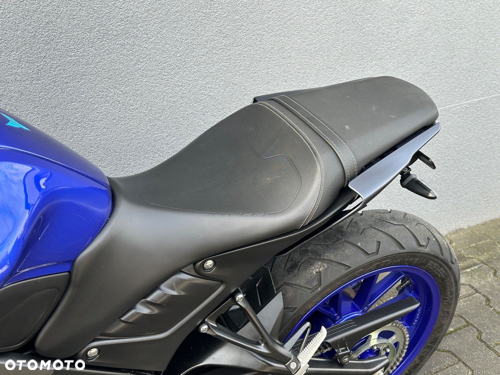 Yamaha MT - 12