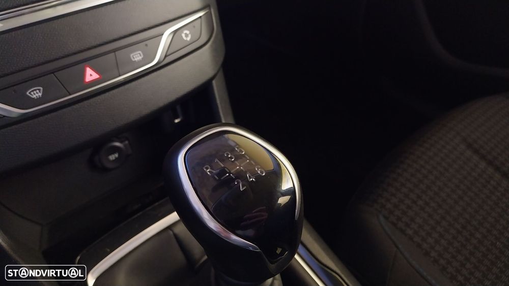 Peugeot 308 1.2 PureTech Style - 12