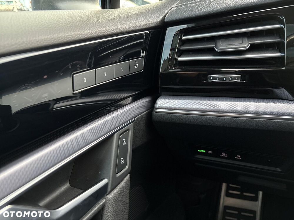 Volkswagen Touareg 3.0 V6 TDI SCR 4Mot R-Line - 20