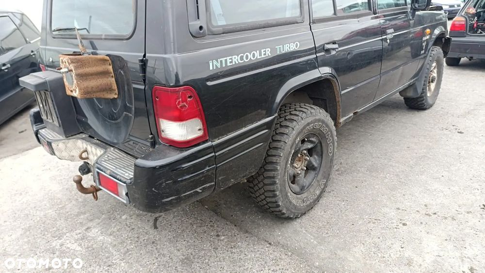 35504 Hyundai galloper lift na części 2.5 TD 99 km D4BH  lakier EB - 15