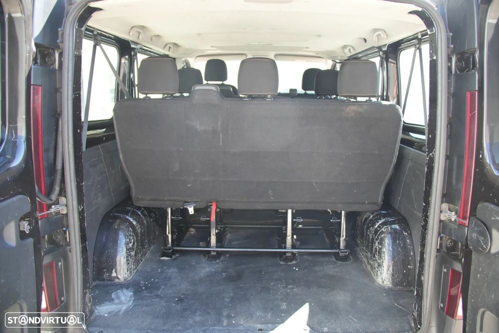 Renault Trafic 9Lugares 1.6DCI - 7