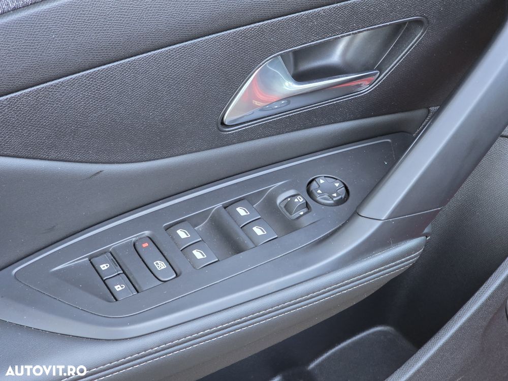 Peugeot 408 1.2L PureTech 130 S&S EAT8 Allure - 20